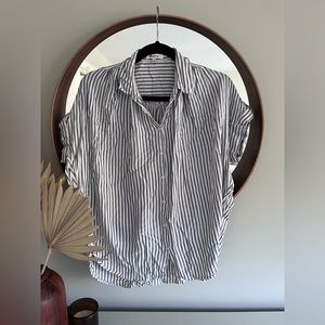 Madewell strip button up short sleeve blouse. Size small